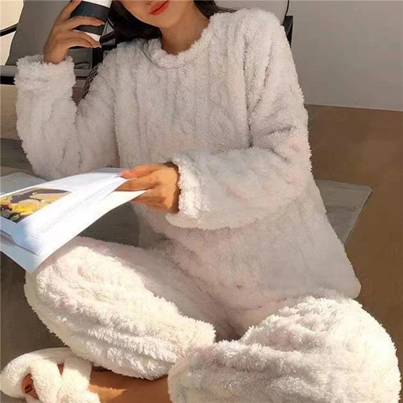 Lunara Women’S Fleece Pyjama Set – Ultra Soft Warm Two-Piece Loungewear for Home & Sleep